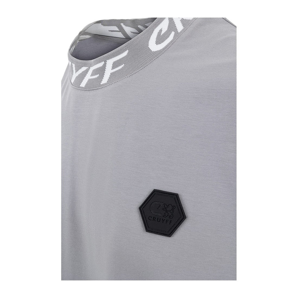 Camiseta  Cruyff  Modelo Costura CA242101-905 Grey.
