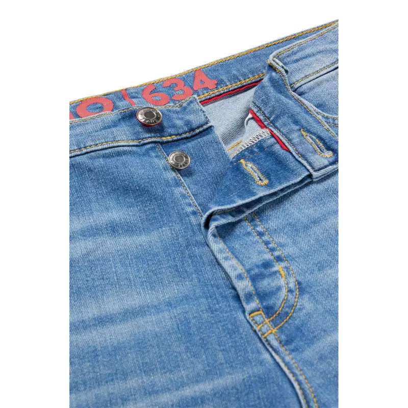 HUGO BOSS  Bermuda Hombre  Color Azul 50489854-447.