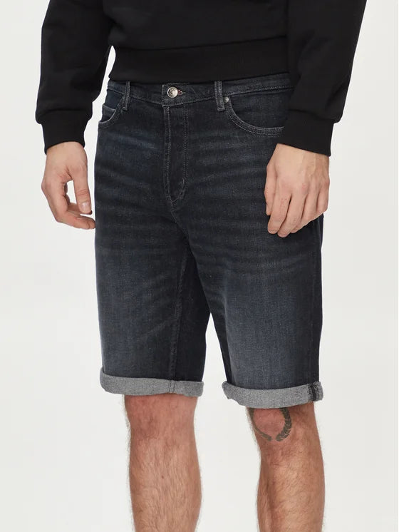 HUGO BOSS  Bermuda Hombre 50515285-010.