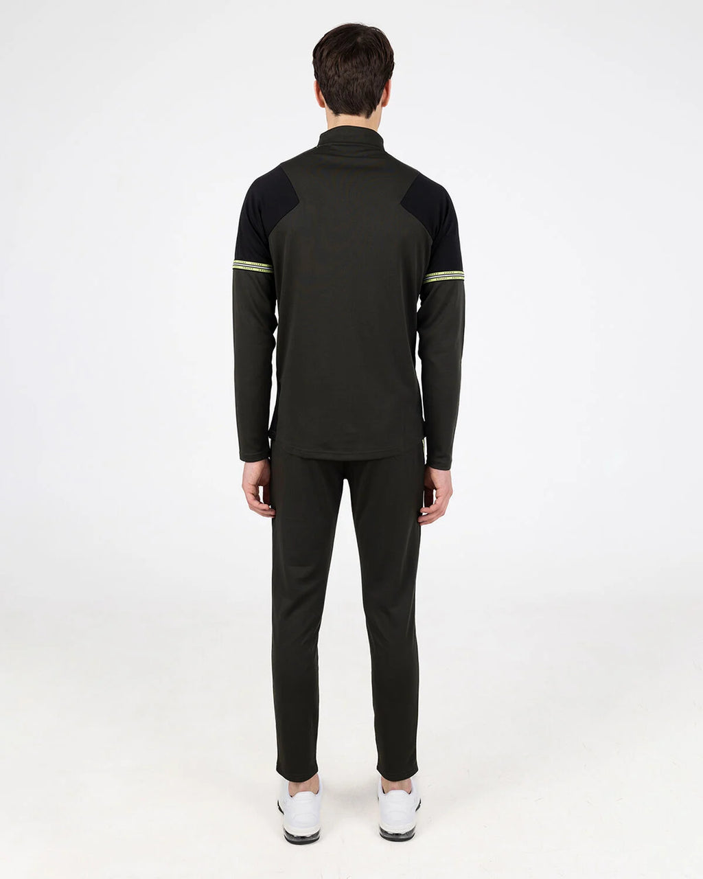 Cruyff Chandal Hombre Modelo Slide CSA231019-502 Verde.