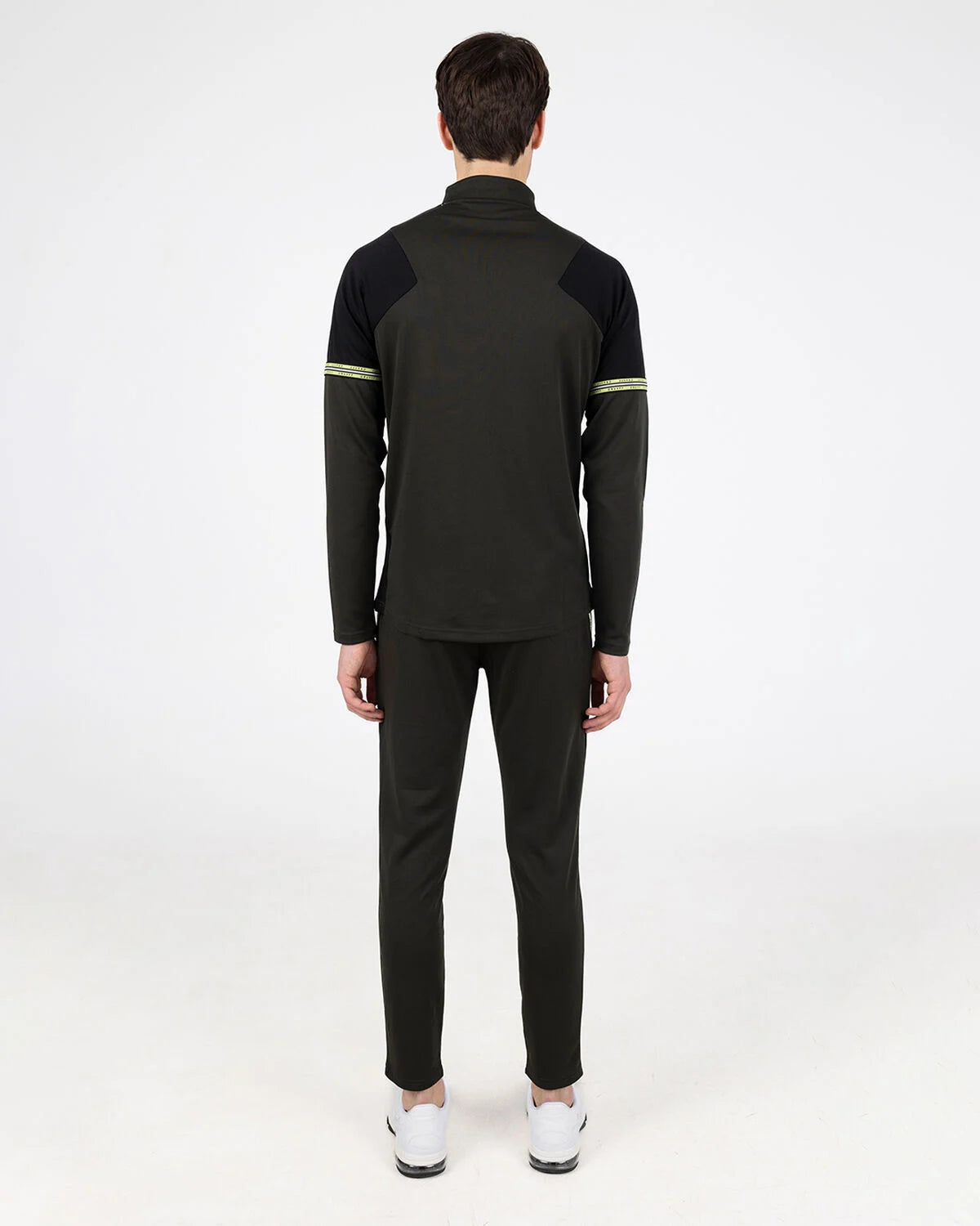 Cruyff Chandal Hombre Modelo Slide CSA231019-502 Verde.