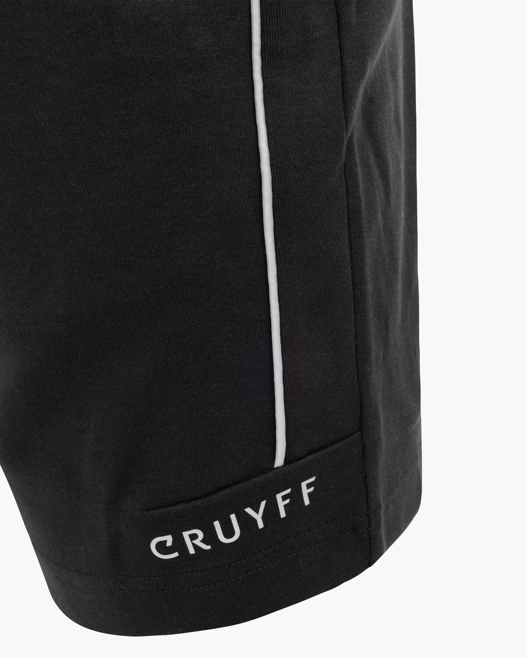CRUYFF Short Hombre Modelo Tiva. CA241039-998 Negro.