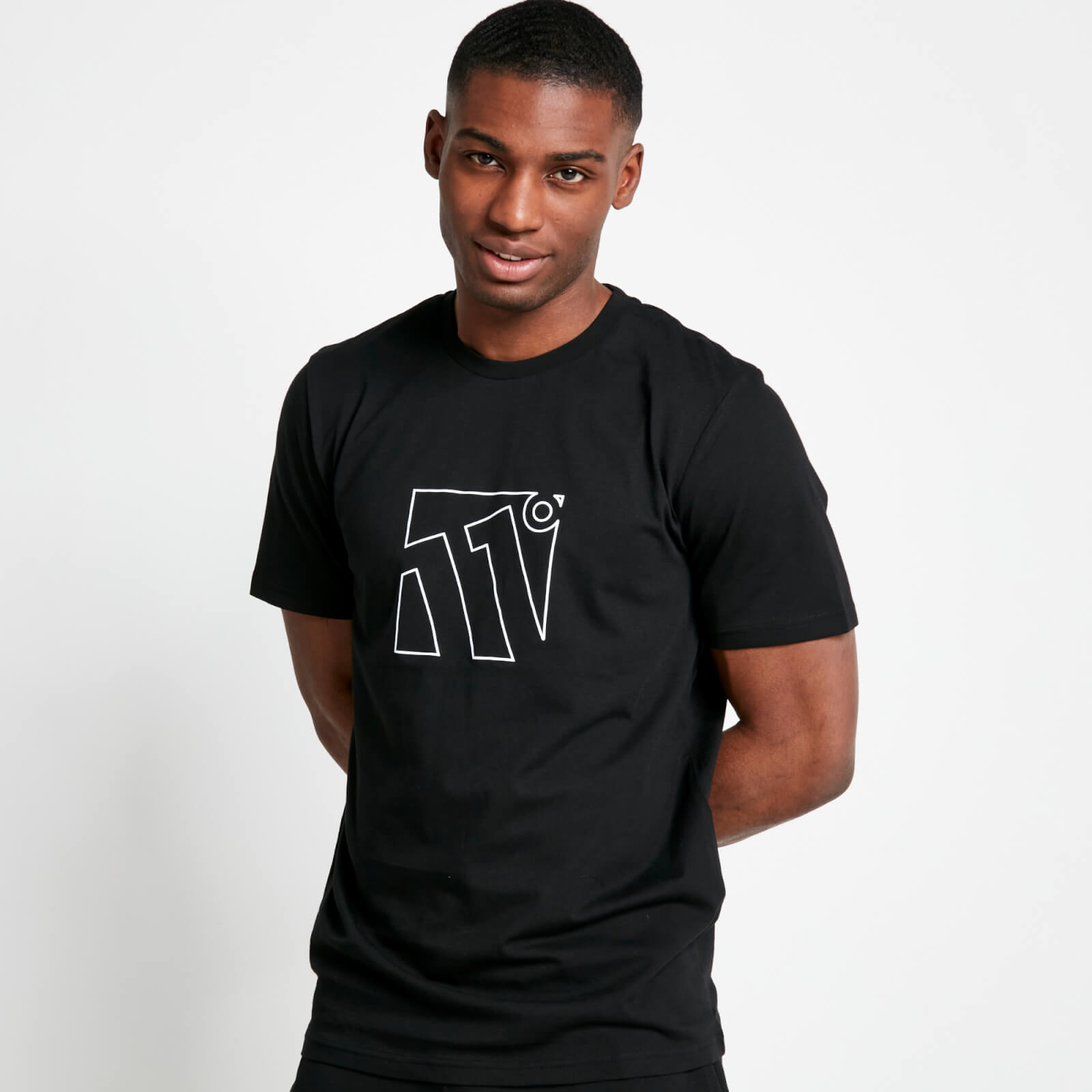 Eleven Degrees 11º Camiseta COUNTOUR – Negra 11D3041-001.