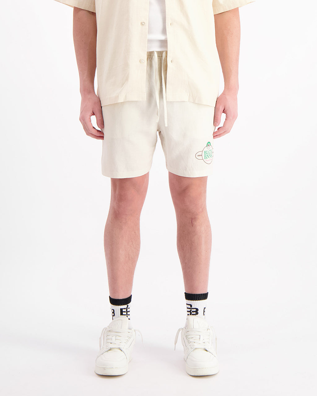 BLACK BANANAS Short Hombre Modelo Nomad:1.125.5.08. Sand