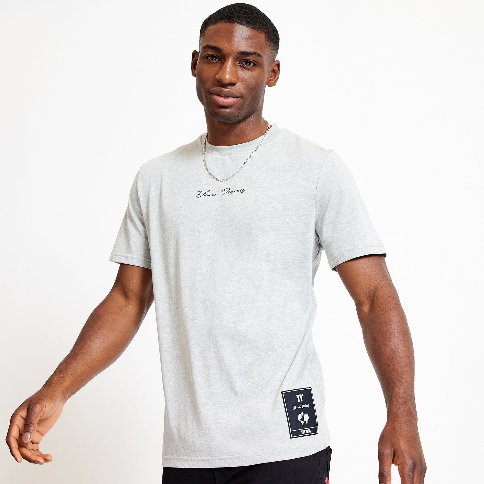 Eleven Degrees 11º Camiseta .Worldwide Graphic T-Shirt - White 11D3736-005.
