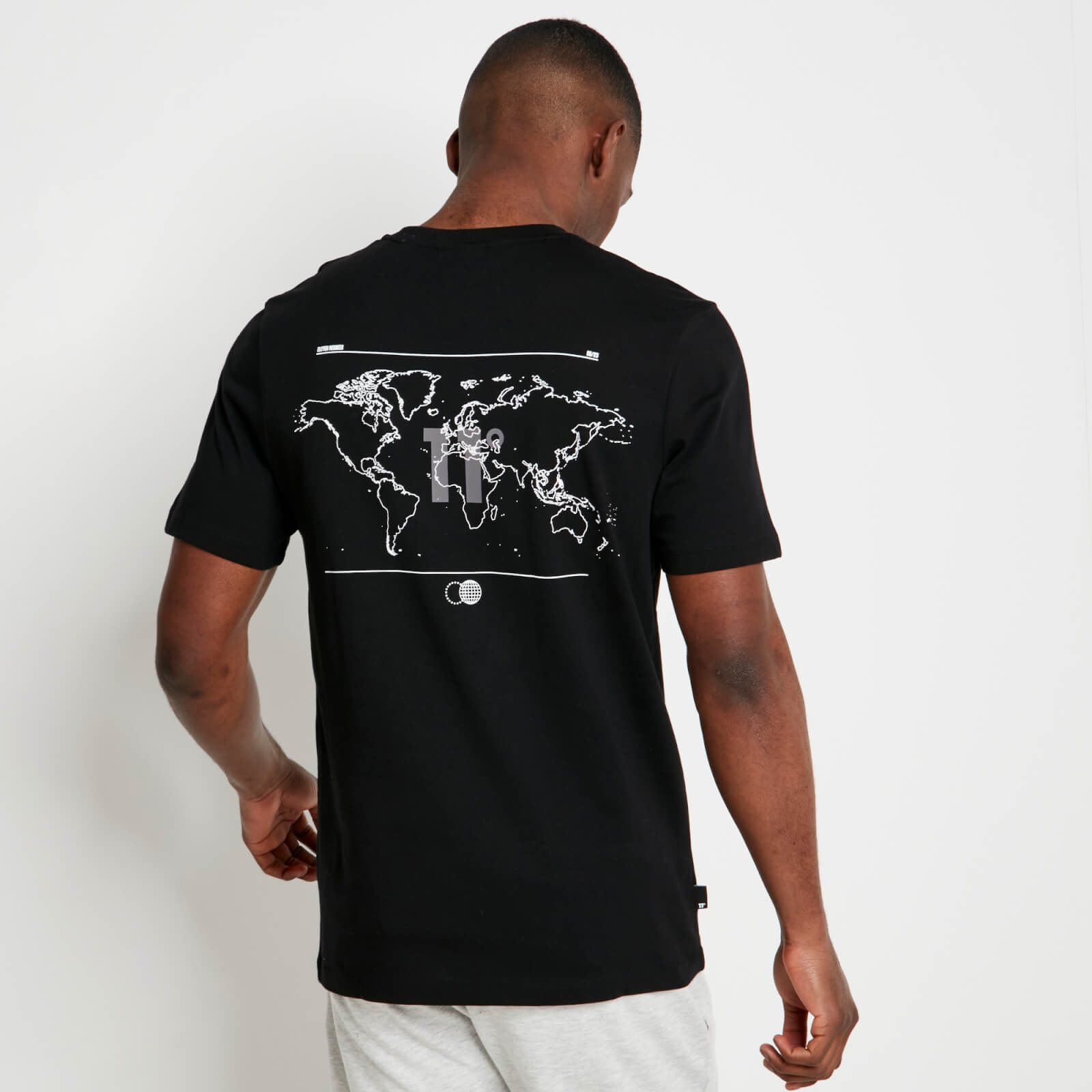 Eleven Degrees 11º Camiseta GLOBAL – Blanca 11D3106-001.