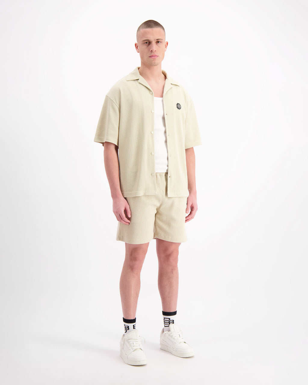 BLACK BANANAS Conjunto Hombre Modelo:1.125.3.33. Beige.