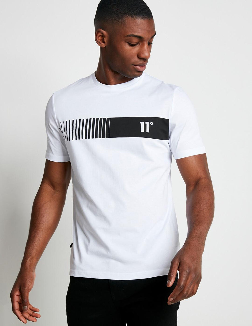 Eleven Degrees 11º Camiseta para Hombre con Logotipo 11D3045-002  White.