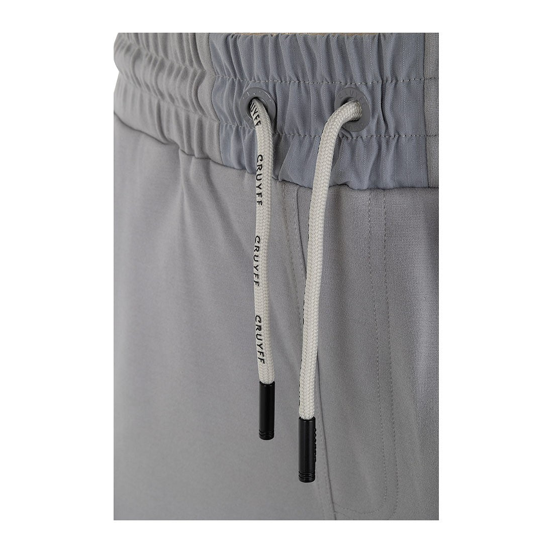 Cruyff  Short Hombre  Modelo Cosrura CA242103905 Gris.