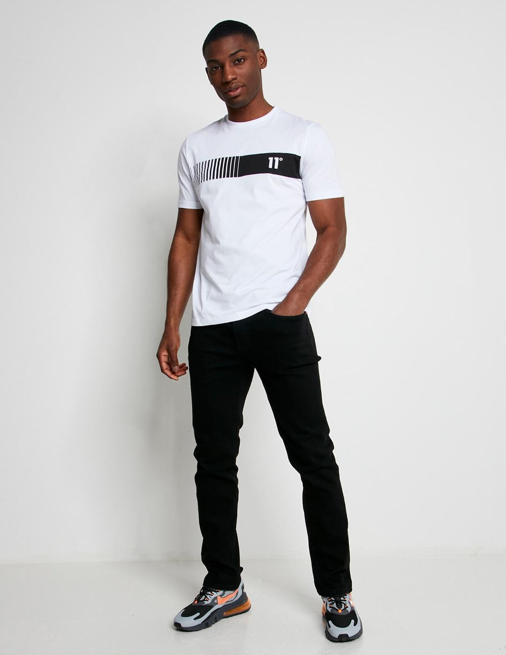 Eleven Degrees 11º Camiseta para Hombre con Logotipo 11D3045-002  White.