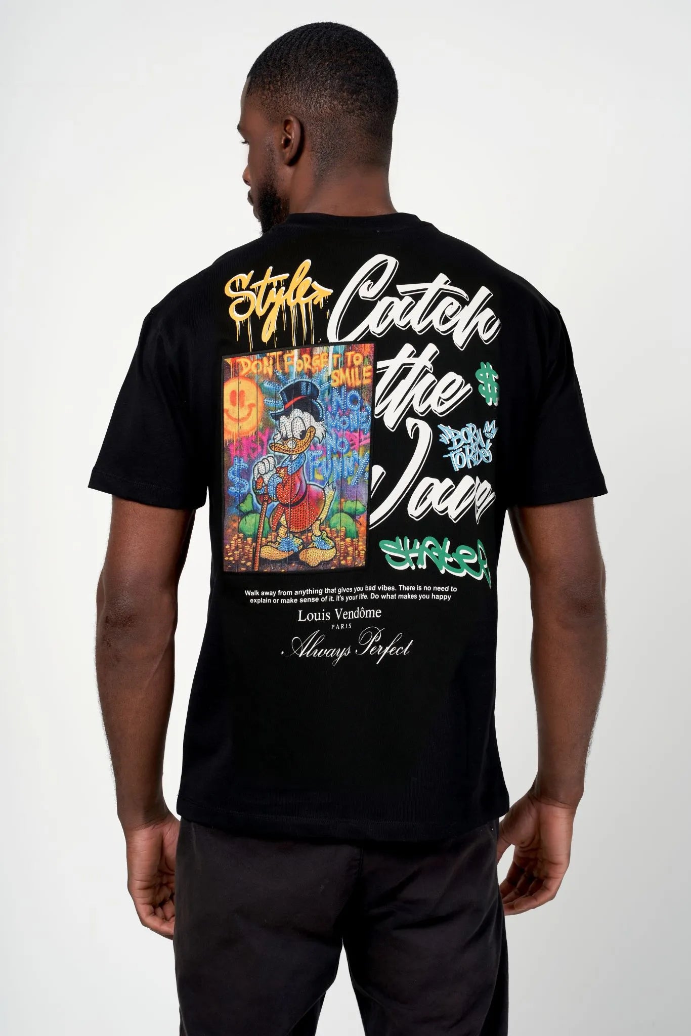 LOUIS VENDOME PARIS CAMISETA HOMBRE MODELO: LV-60 Black..