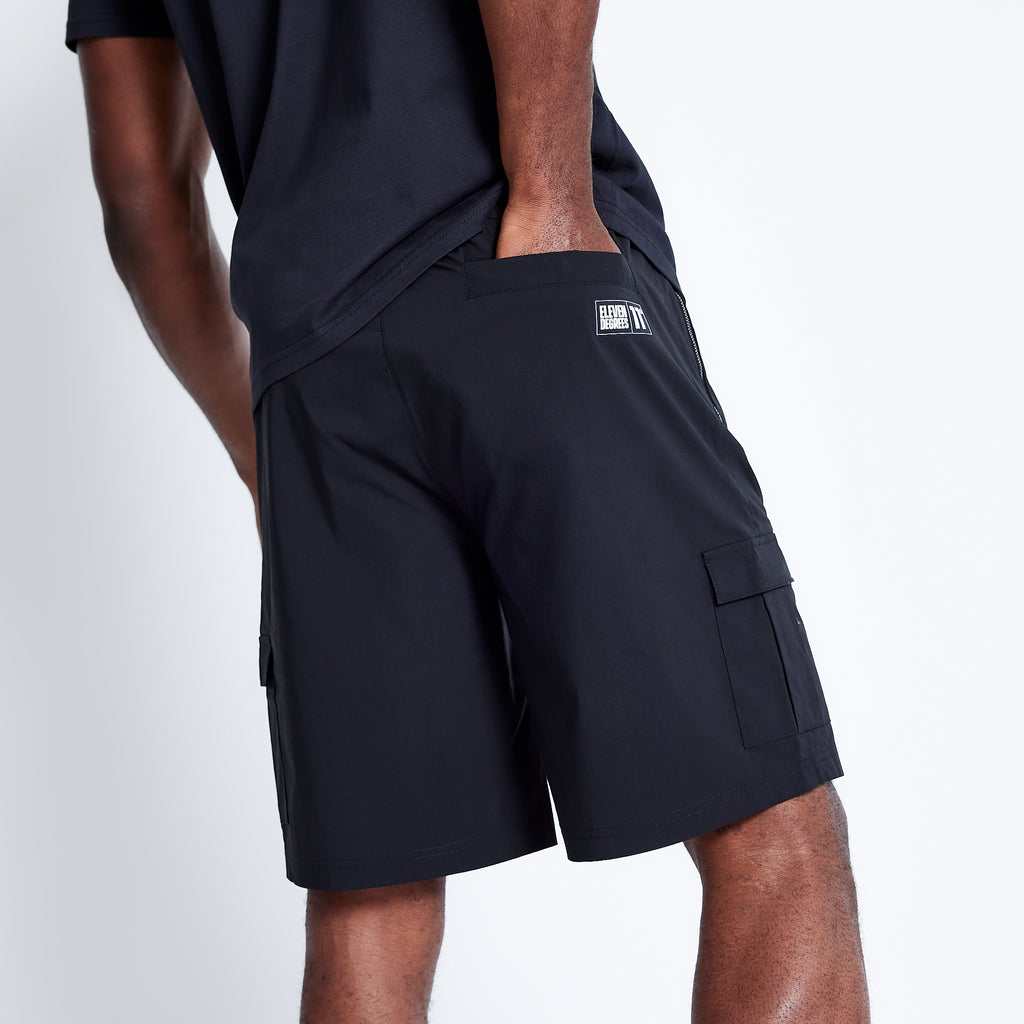 ELEVEN DEGREES SHORTS UTILIDADES - NEGRO 11D3686-001.