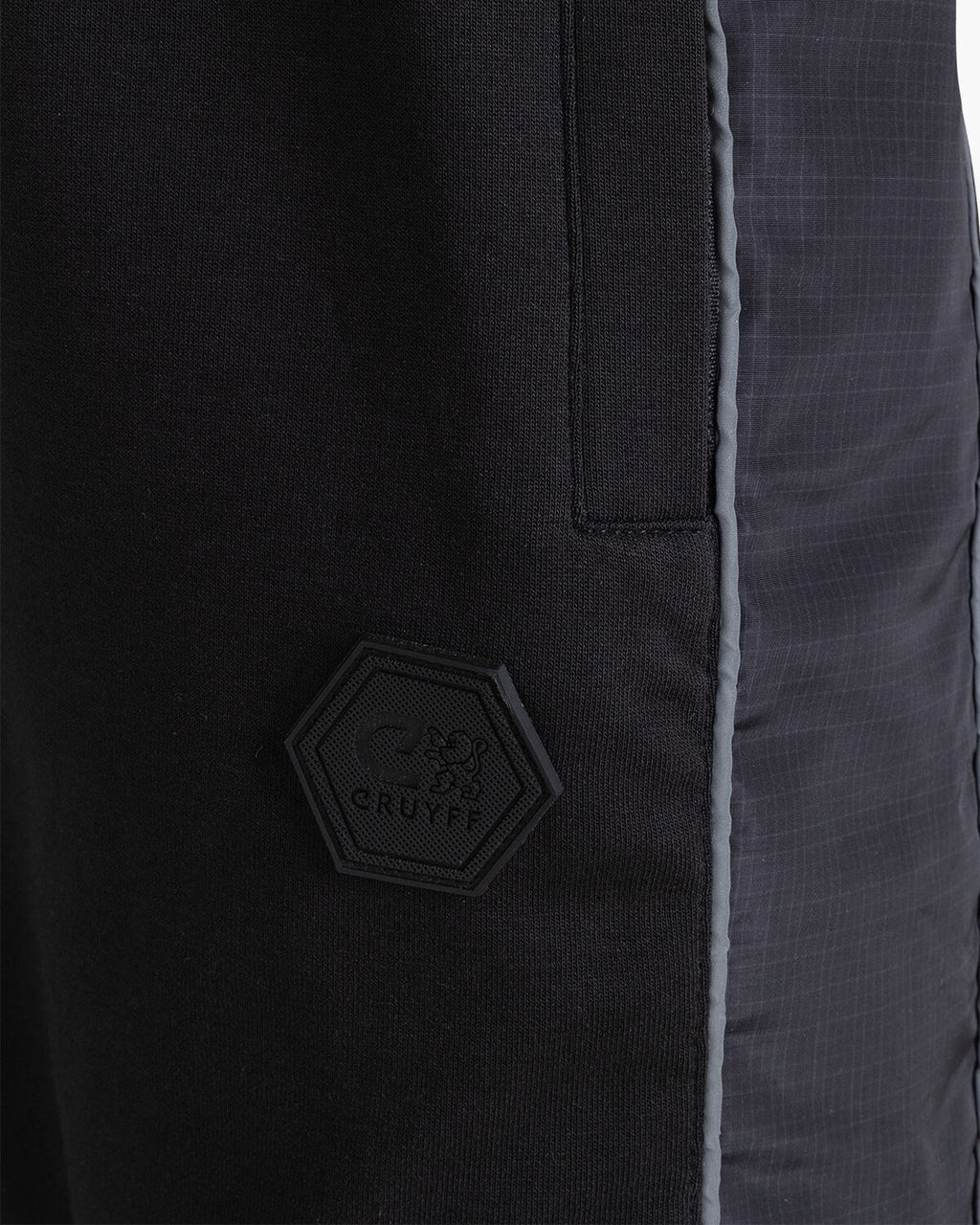 Cruyff Pantalon Deportivo Hombre Modelo Aiden CA231071-998 Black.