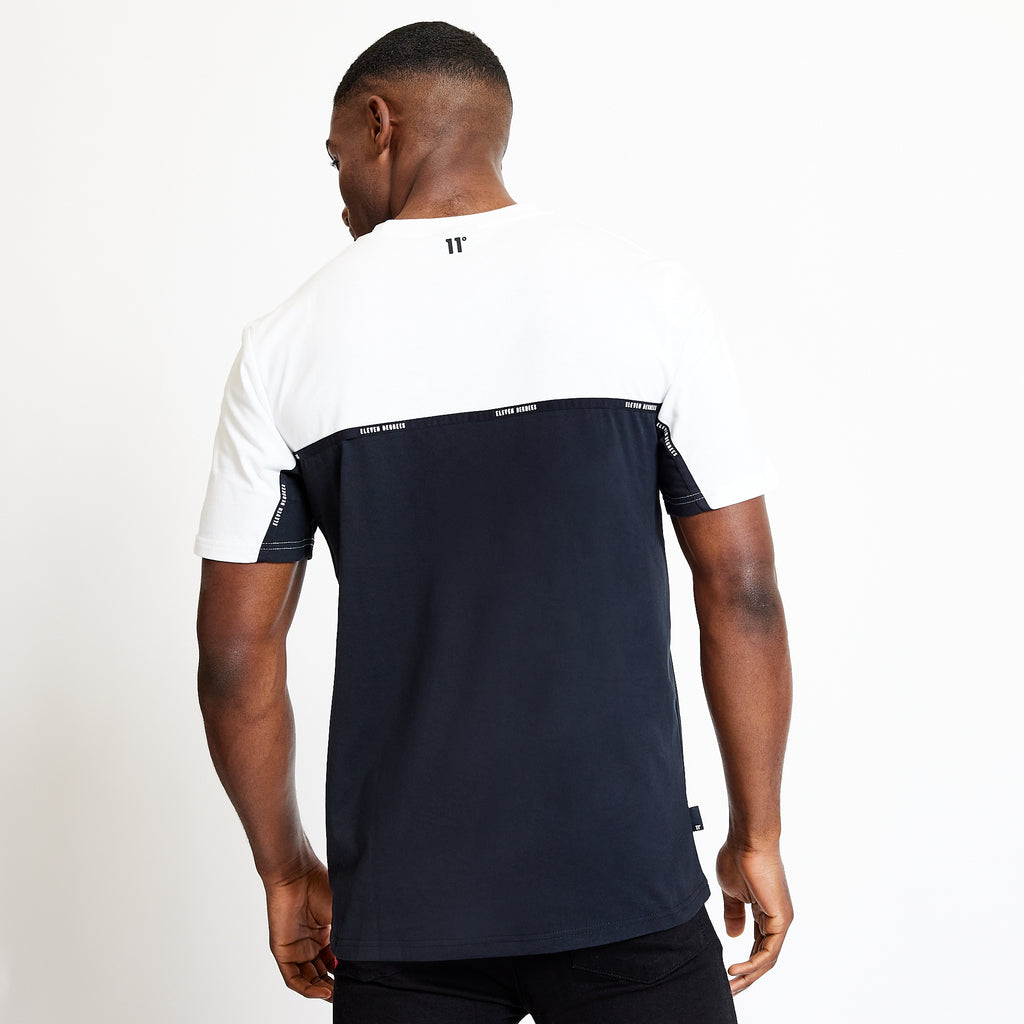 ELEVEN DEGREES CAMISETA CON CINTA COLOR BLOCK - NEGRO / BLANCO 11D3708-047.