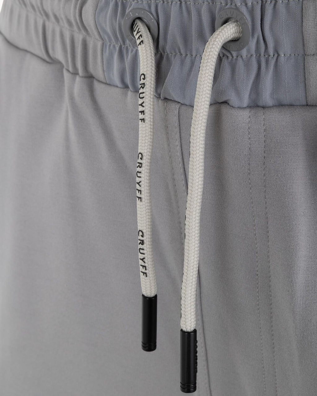 Cruyff  Short Hombre  Modelo Cosrura CA242103-905 Grey..