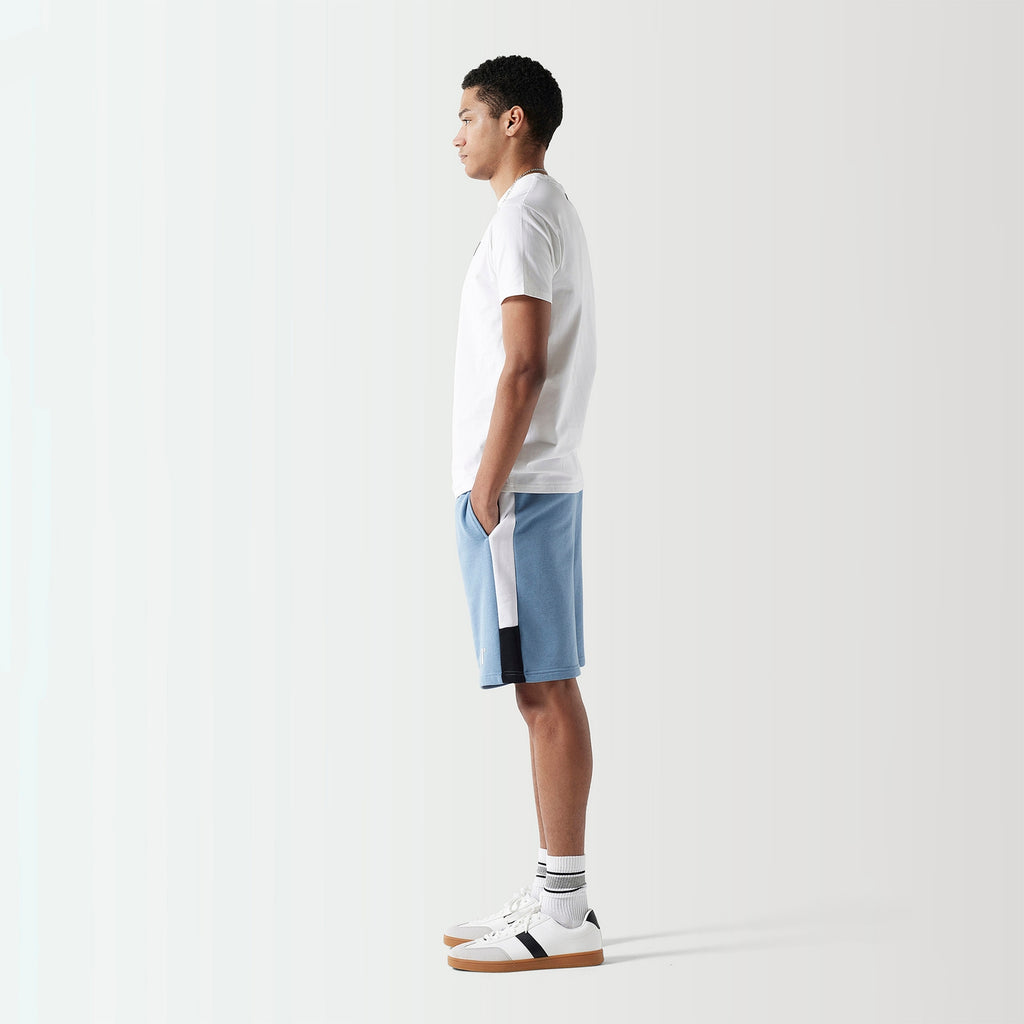 ELEVEN DEGREES SHORT HOMBRE CON CNTA 11D3705-1109.