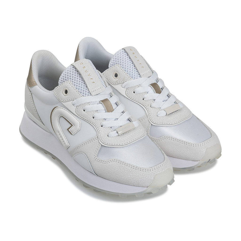 Cruyff Zapatillas de mujer modelo Park Runner. CC251943-160 White/Gold.