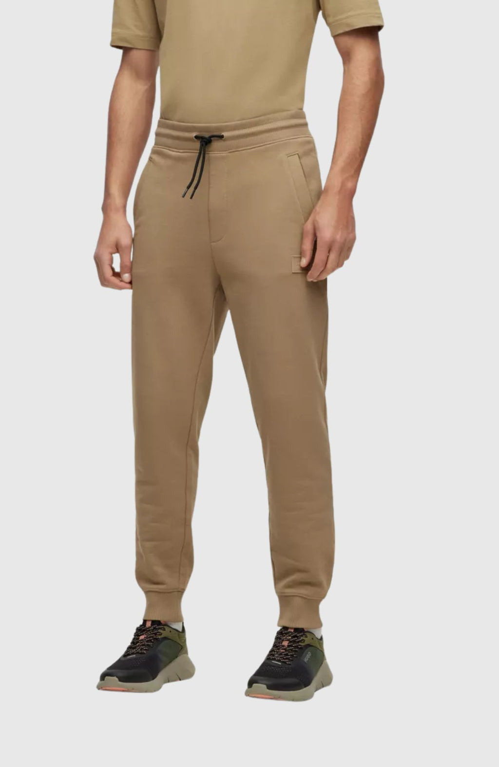 HUGO BOSS - Pantalon de Chandal para hombre 50495722-242 Marron Abierto..