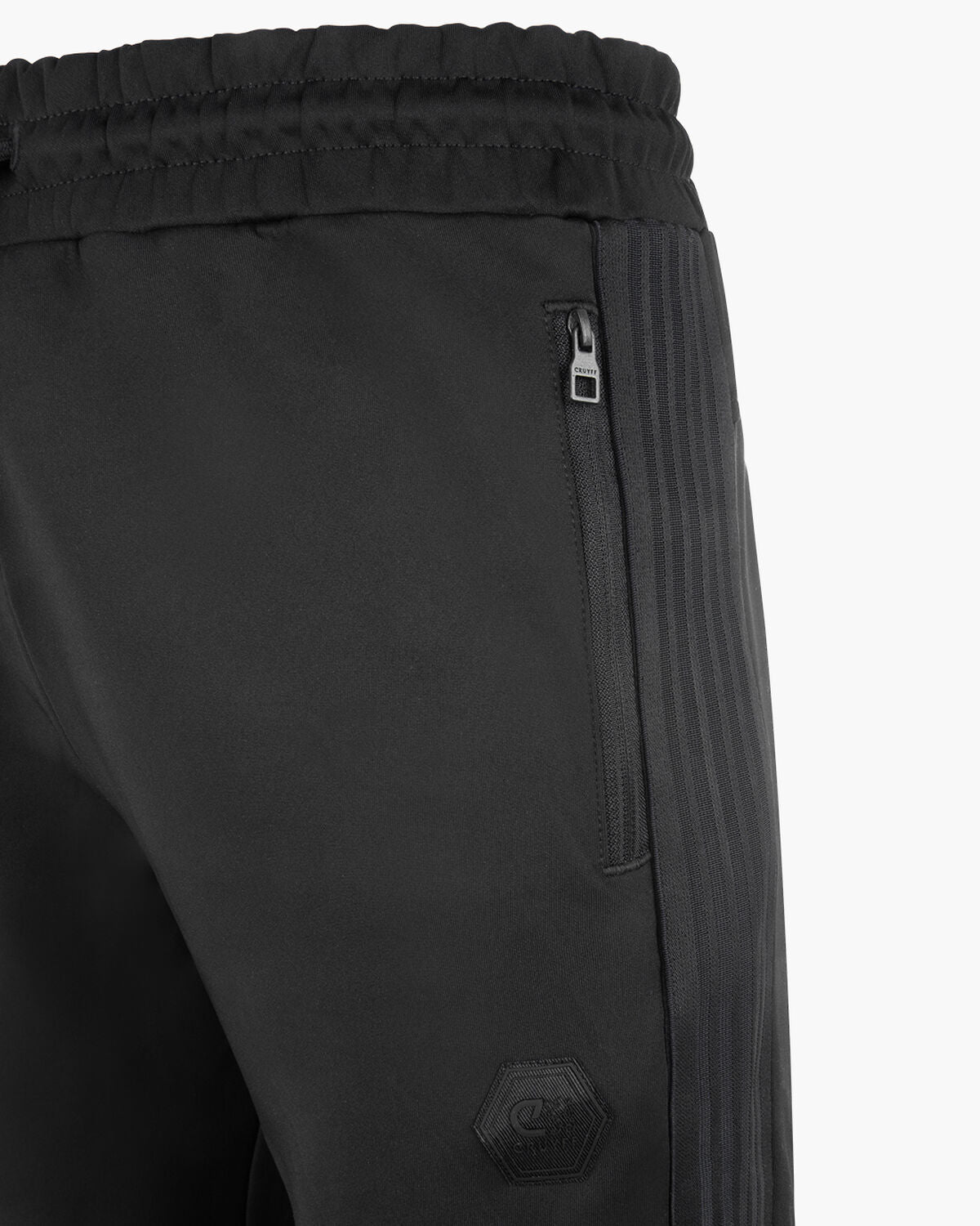 CRUYFF CHANDAL HOMBRE MODELO MAURICIO  CA243680-960  Black/Gold .