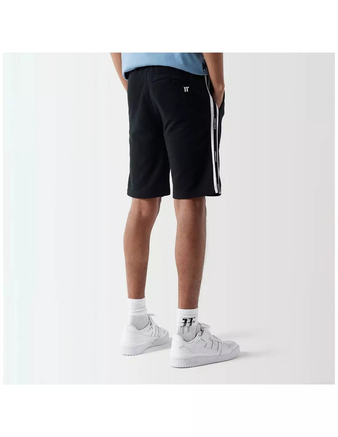 ELEVEN DEGREES SHORT HOMBRE CON CNTA 11D3889-047 Negro..