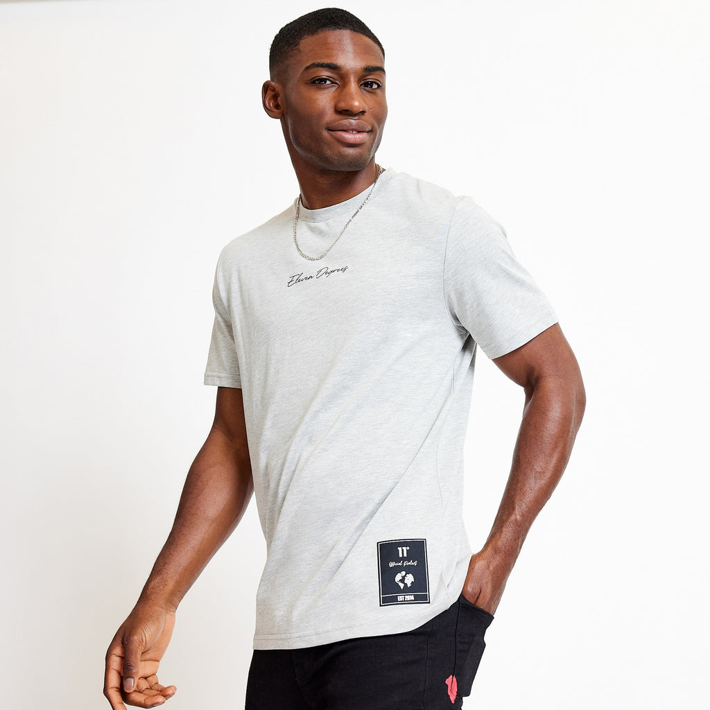 Eleven Degrees 11º Camiseta .Worldwide Graphic T-Shirt - White 11D3736-005.