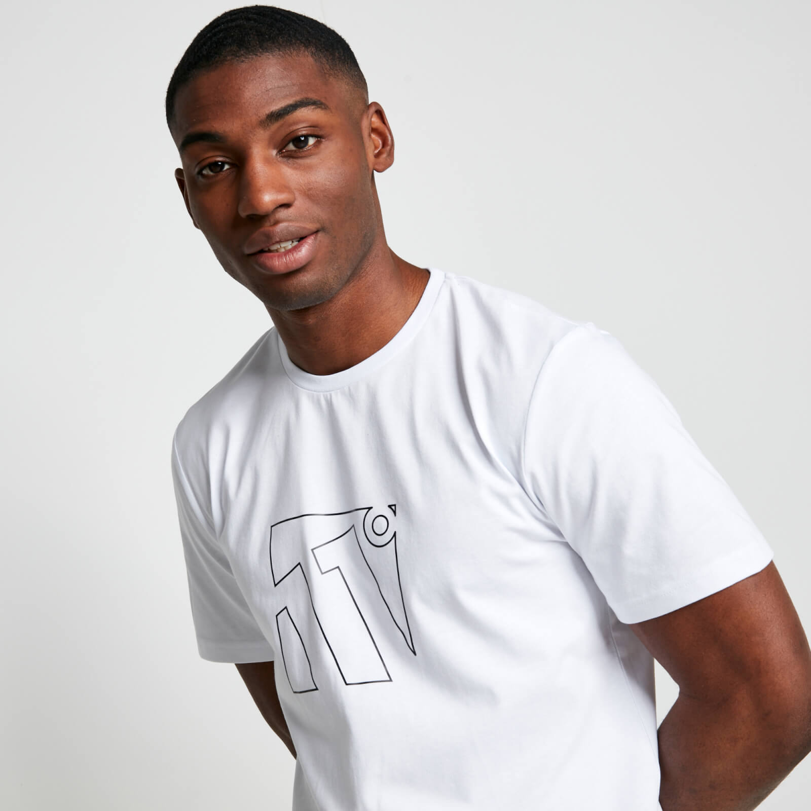 Eleven Degrees 11º Camiseta COUNTOUR – Blanca 11D3041-002.