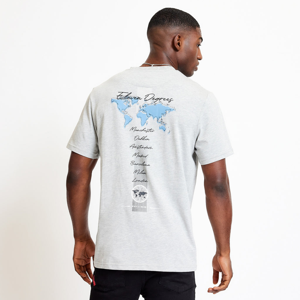 Eleven Degrees 11º Camiseta .Worldwide Graphic T-Shirt - White 11D3736-005.