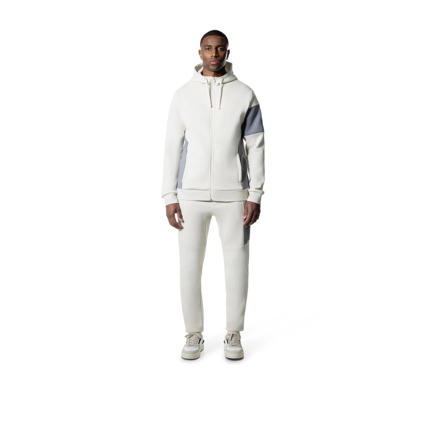 CRUYFF CHANDAL HOMBRE MODELO TORCH CA243063-160 White/Gold .