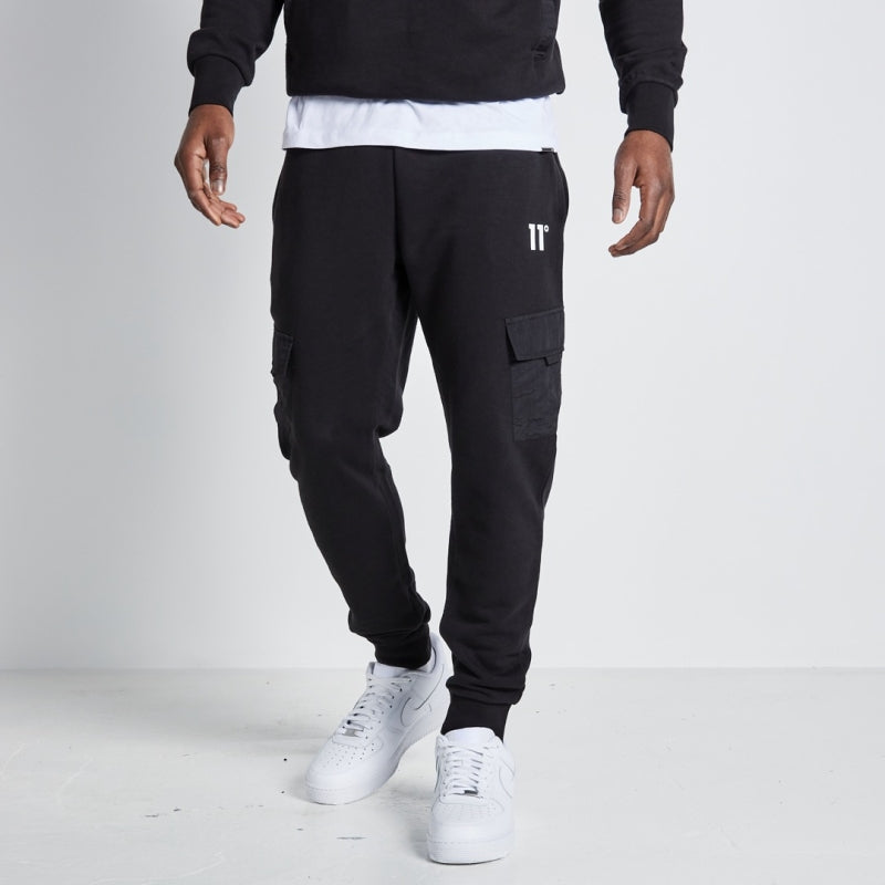 Eleven Degrees Pantalon de Chandal Hombre 11D3310-001 Negro..